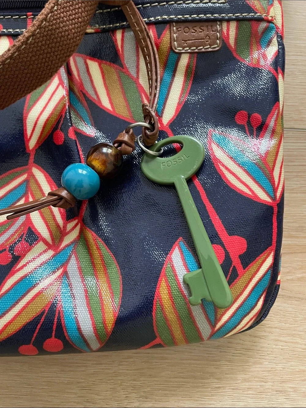 Fossil Women’s Floral Convertible laptop Shoulder Bag - Navy, Brown Travel #0122